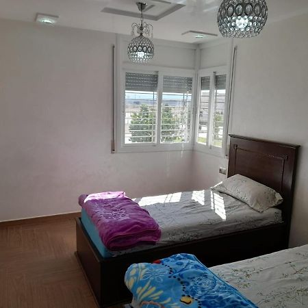 Appartement Nador Wifi Gratuit Clima Mobile ภายนอก รูปภาพ