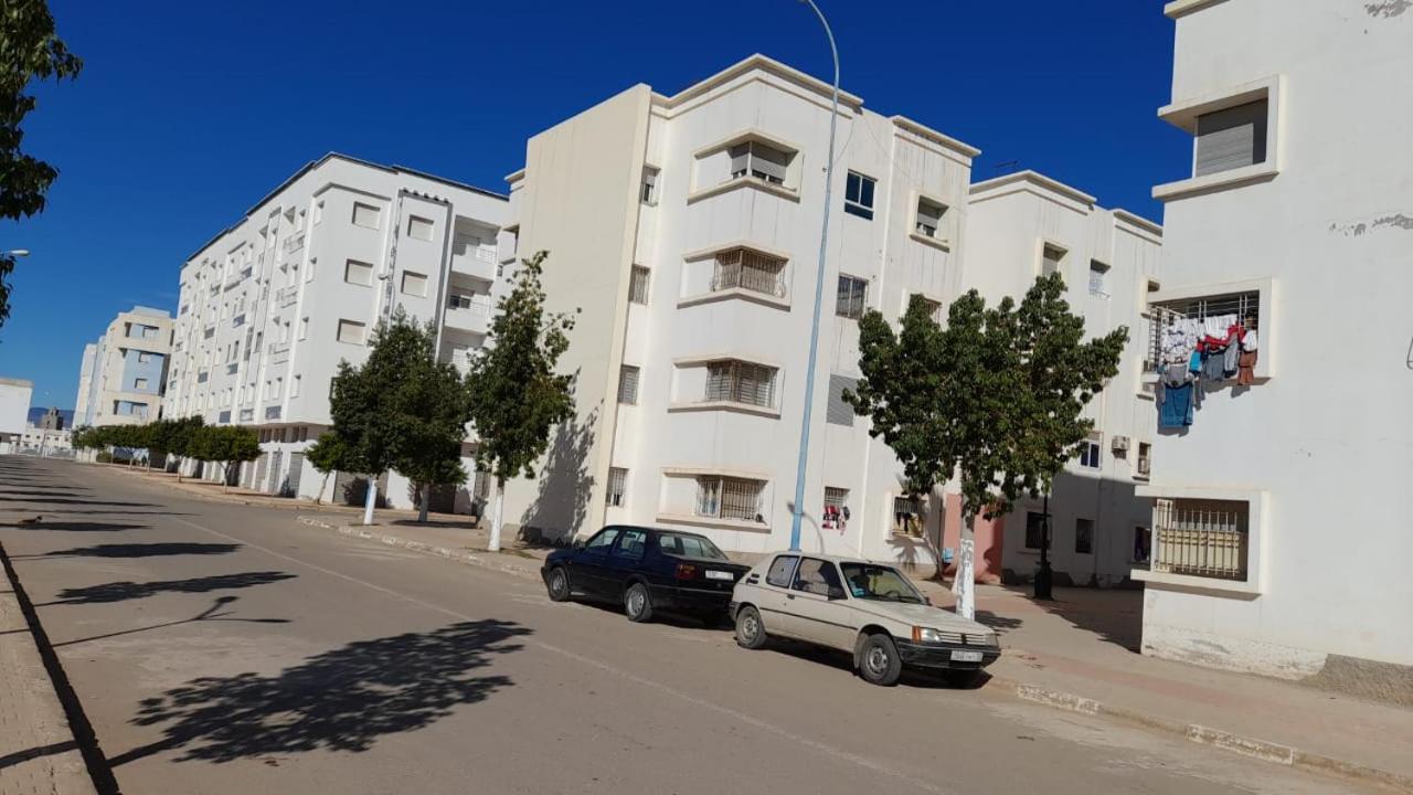 Appartement Nador Wifi Gratuit Clima Mobile ภายนอก รูปภาพ