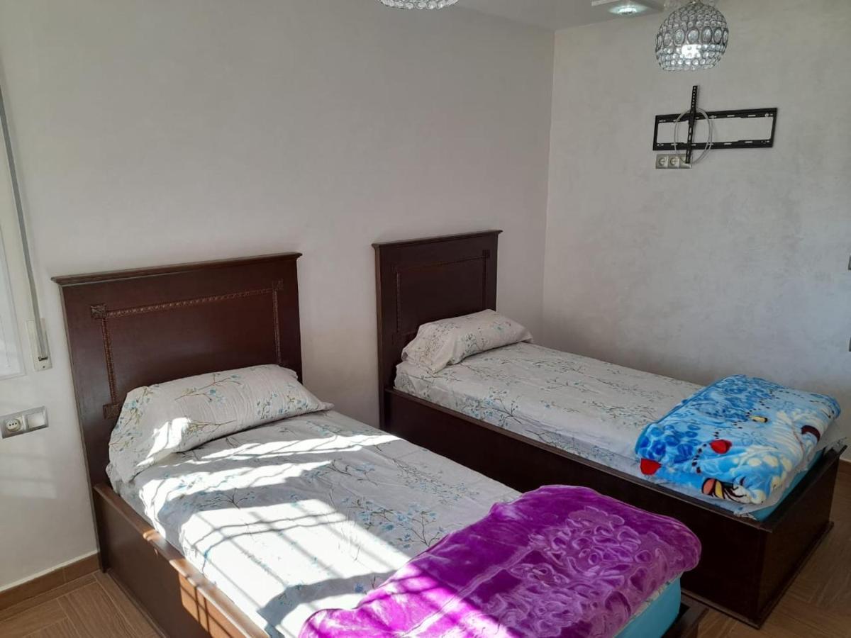 Appartement Nador Wifi Gratuit Clima Mobile ภายนอก รูปภาพ