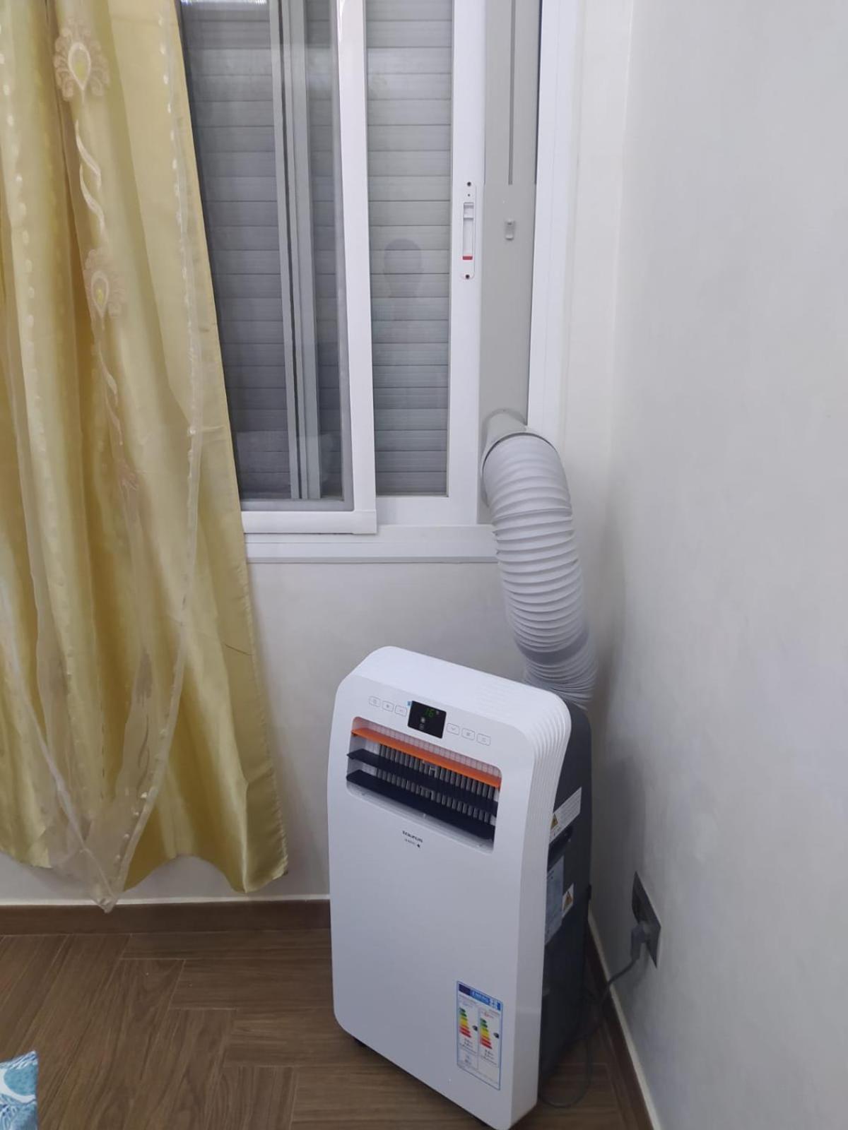 Appartement Nador Wifi Gratuit Clima Mobile ภายนอก รูปภาพ